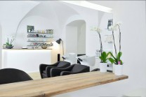 Дизайн интерьера салона INside Hair & More в Вене